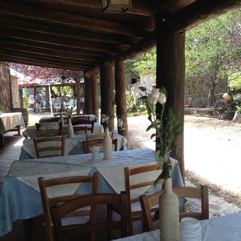 Agriturismo Il Muto Di Gallura Aggius Ngoại thất bức ảnh