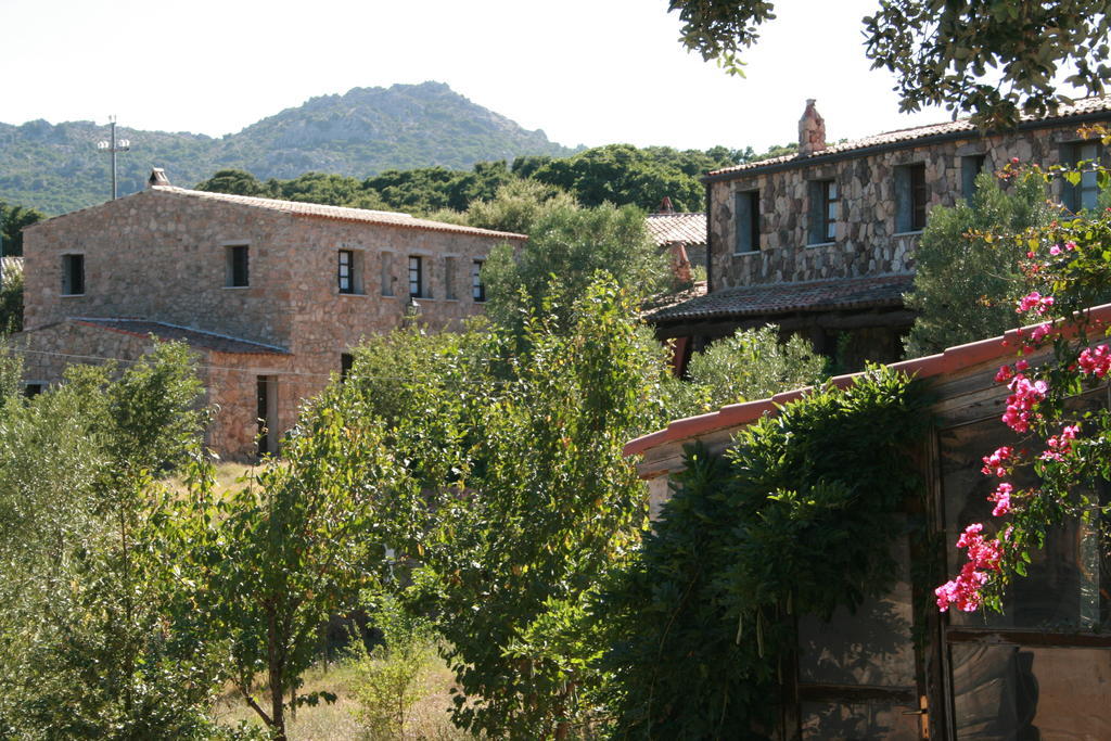 Agriturismo Il Muto Di Gallura Aggius Ngoại thất bức ảnh